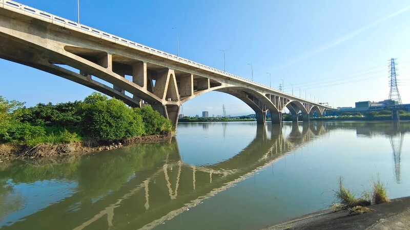 華翠大橋